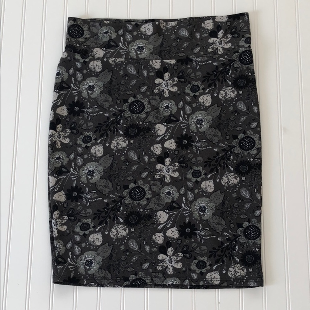Lularoe XL Cassie pencil skirt, excellent cond
